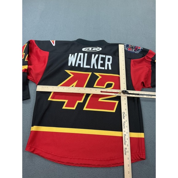 Junior Fuel Jersey Boys Large Black Hockey Athletic Knit Walker 42 Youth - Picture 8 of 11